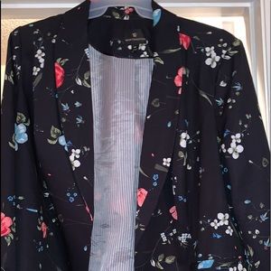 Navy floral Worthington blazer
